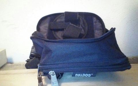 1993 Ford Bronco - A black bag with zippers and a 'BULLDOG' logo is shown.