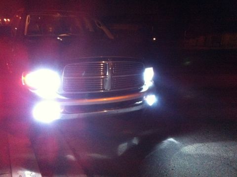 2005 Dodge 1500 - 6000k HID Headlight and Fogs
