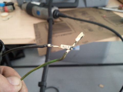 1994 Ford Bronco - Close-up of electrical wires with connectors, showing the number '305' printed on one of the connectors.