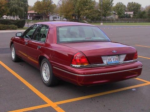 2000 Ford Crown Victoria - October 19, 2002 - 04