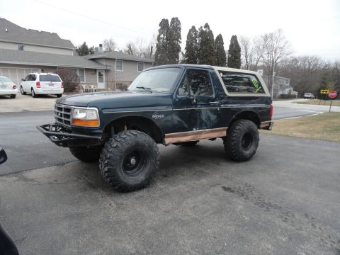 1995 Ford Bronco photo