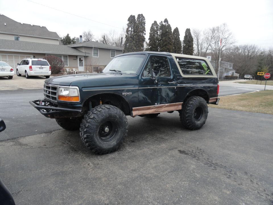 1995 Ford Bronco “Eddie Bauer”