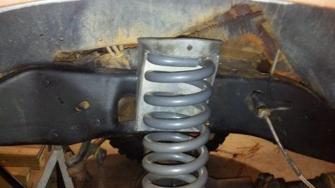 1992 Ford Bronco - 4" Procomp Spring test fitting.