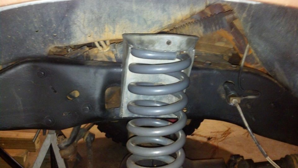 4" Procomp Spring test fitting.