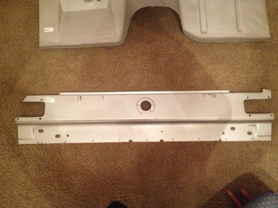 65 Mustang Dynacorn tail light panel