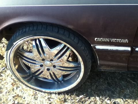 1993 Ford Crown Victoria photo