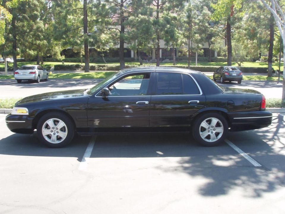 2003 Ford Crown Victoria “LX Sport”