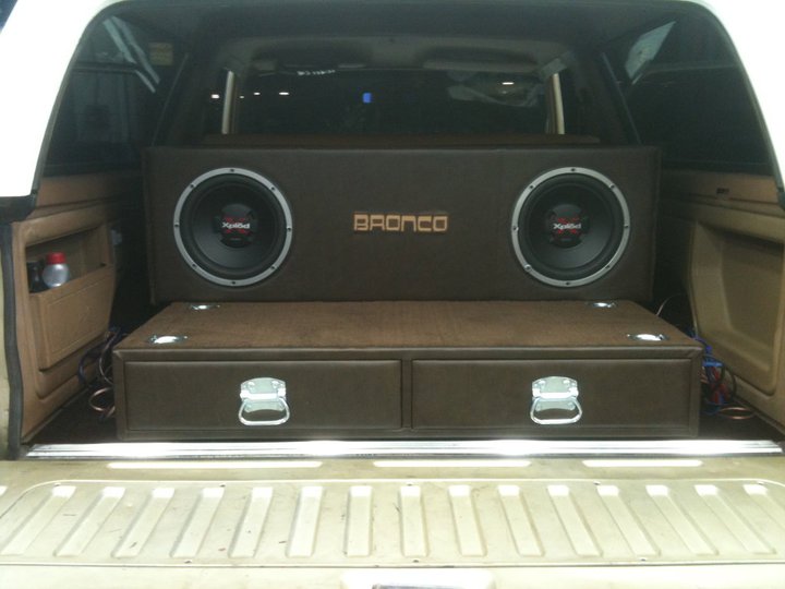 1990 Ford Bronco in 2013