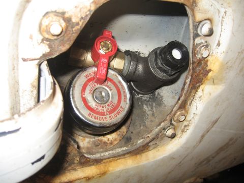 1980 Ford Bronco - The valve clears the fuel cap