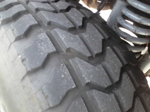 1994 Ford Bronco - 37 inch military tire