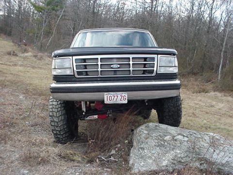 1993 Ford Bronco - front view