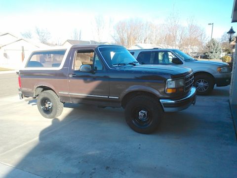 1992 Ford Bronco - Wheels Painted, Wheel Trim Removed, Front Valance Removed