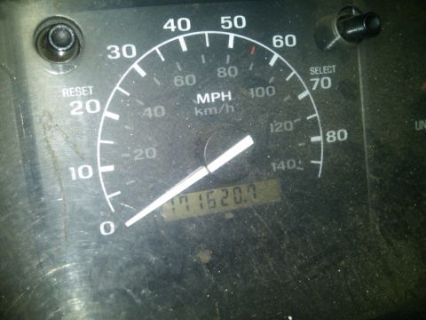 1993 Ford Bronco - The odometer reading on this vehicle's dashboard shows over 171,000 miles.