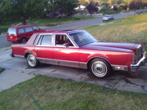 Lincoln Town Car