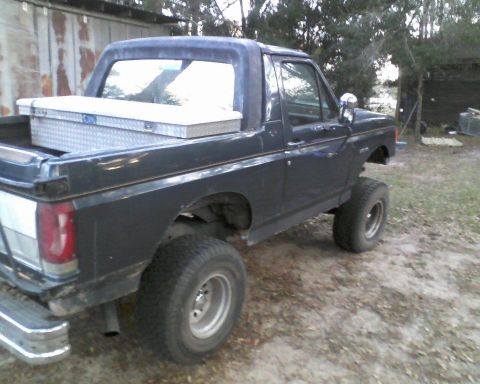 1987 Ford Bronco photo