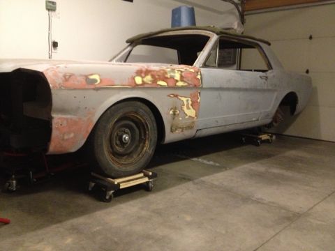 1965 Ford Mustang - 65 Mustang front DS