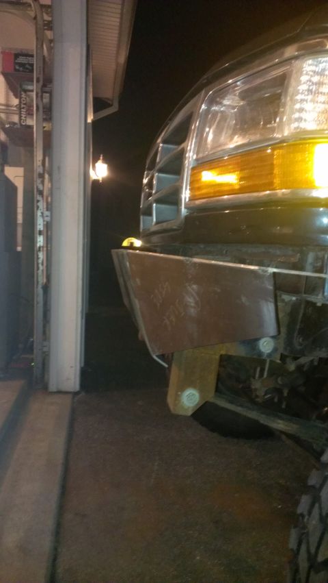 1995 Ford Bronco - A custom metal bumper is attached to the front of a 1992 Ford Bronco.