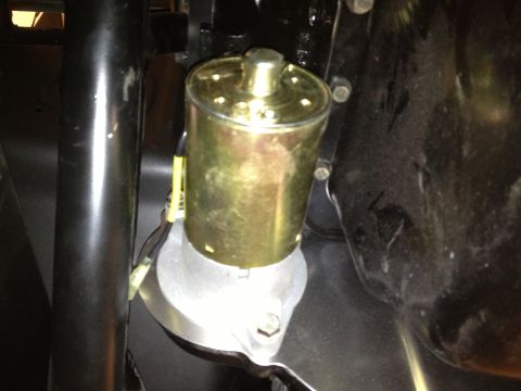 1965 Ford Mustang - 65 Mustang with PMGR starter, bottom view