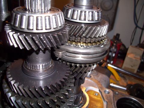 1995 Ford Probe - Transmission gears and bearings are shown in this close-up view. A number '37' is visible on a gear.