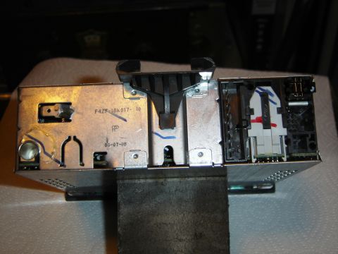 1996 Ford Bronco - Car stereo component with part number and manufacturing date visible.