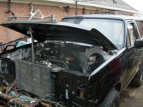 1983 Ford Bronco - The trailer was needed elsewhere, so I had to stick the hood on the truck. That's a new junkyard parallel-flow (R-134a) condenser that I ha…