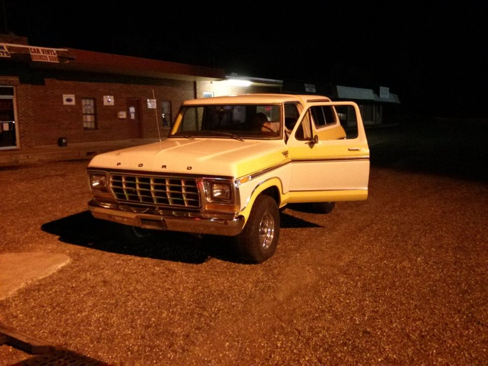 1979 Ford Bronco “heart breaker”