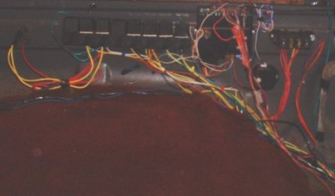 1986 Ford Bronco - 2 of these relays on the inner quatrer panel are for the tailgate window motor