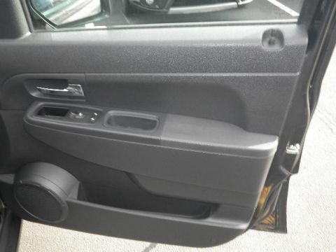 2011 Jeep Liberty photo