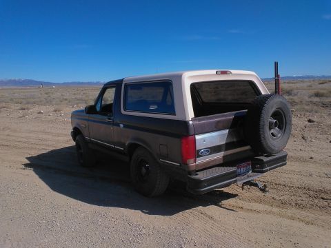 1992 Ford Bronco photo