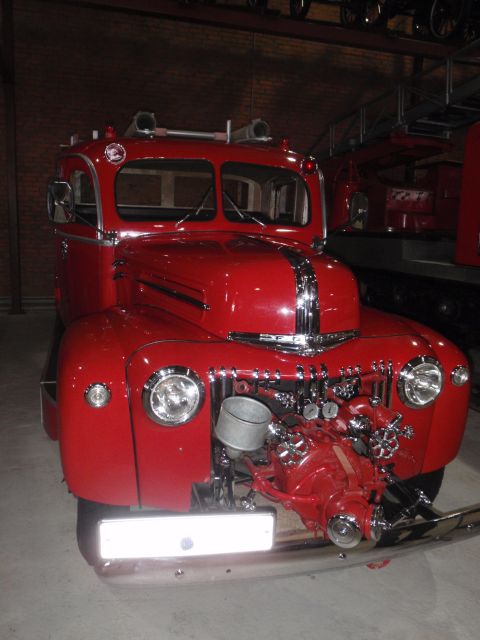 1987 Ford Bronco - Fire pump 1