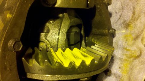 1996 Ford Bronco - Close-up view of differential gears, marked with yellow paint.