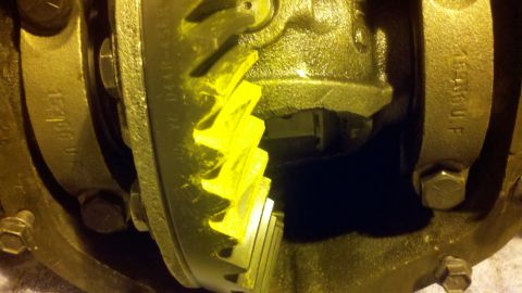 1996 Ford Bronco - This is a close-up view of the internal gears of a vehicle's differential assembly.