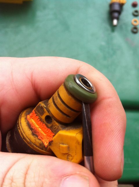 1992 Ford F-150 - Here is the thread on how to re-build and clean them. http://www.ford-trucks.com/forums/1228757-ev1-injector-revamp-and-install.html