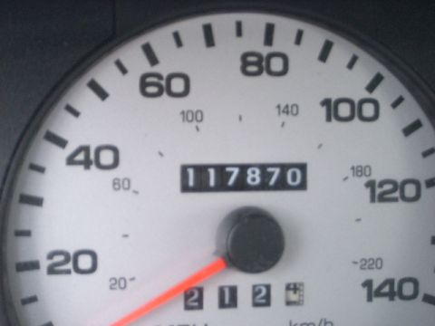 2003 Ford Crown Victoria photo