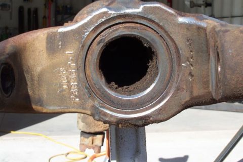 1996 Ford Bronco - Notice the 1/2 inch tube. This is much beefier than the 78-79 Bronco D44's that most of teh members seem to be using. To reference, the tub…