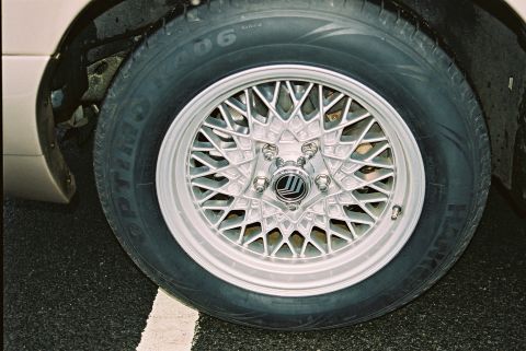 1998 Mercury Grand Marquis - Renovated wheel and new tyres. No more Mr Whitewalls