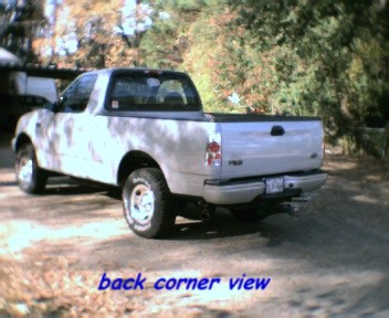 2000 Ford F-150 - This pickup truck is a 1997-2003 Ford F-150, not a 2000 model as claimed.