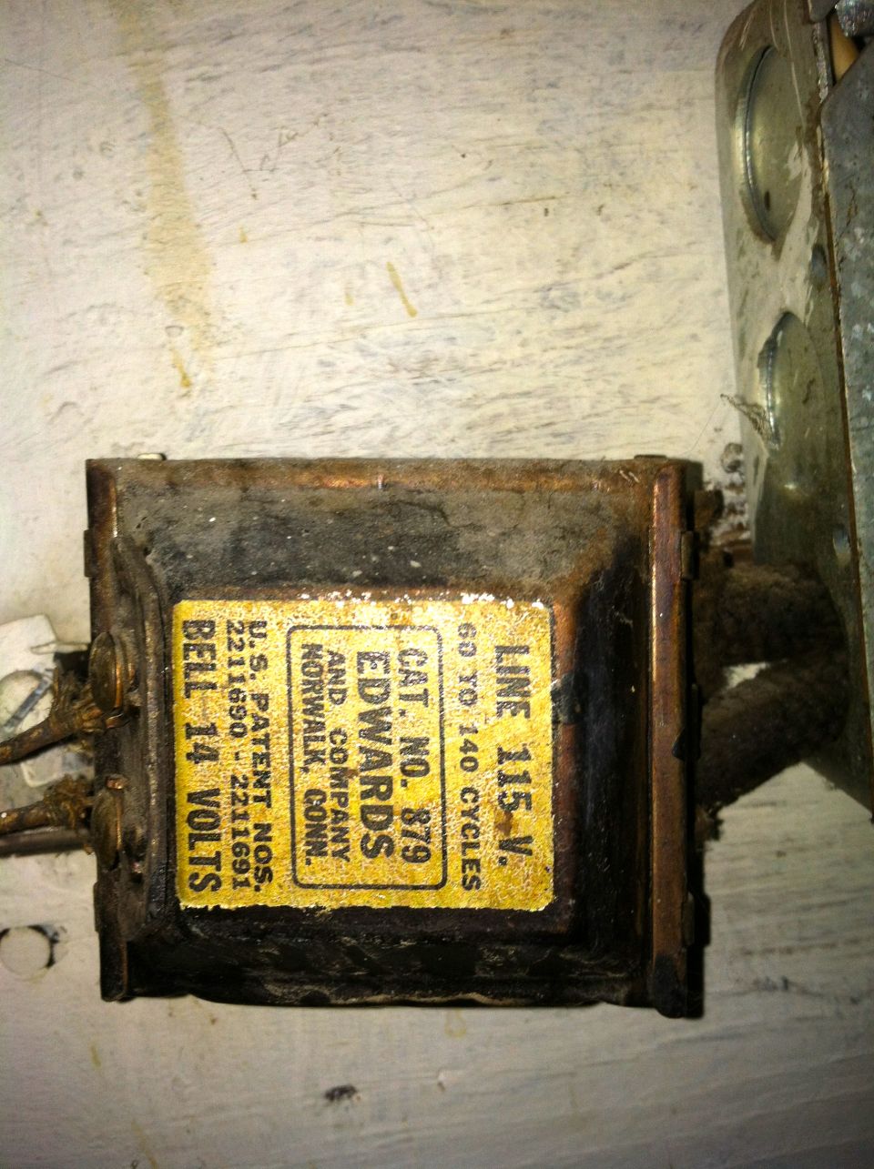 Edwards and Company transformer, CAT. NO. 879, LINE 115-V, 60 TO 140 CYCLES, BELL 14 VOLTS