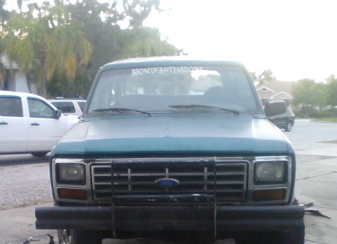 1996 Ford Bronco - front clip swap to 86. not done yet but general idea how it will look. much better than the mangled original clip. also looks about 20% coo…