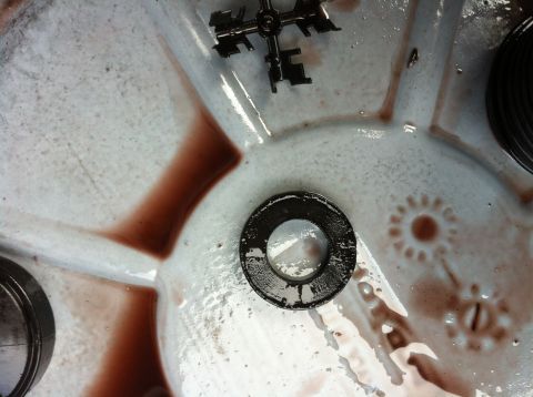 1992 Ford F-150 - Magnet was clean, filter was still good and the by-pass valve was still good.