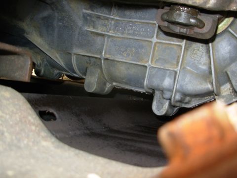 1983 Ford Bronco - There's plenty of clearance between the t-case & skidplate, even above the reinforcements. But there's a lot LESS clearance between the t-c…