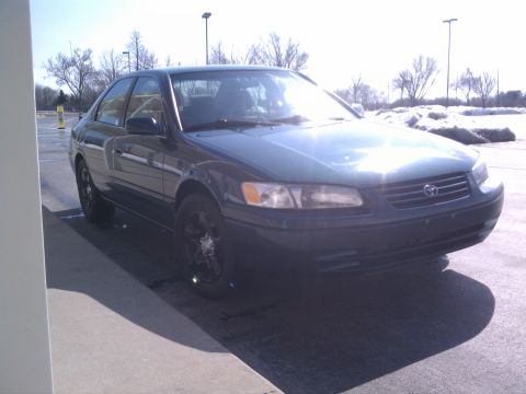 Outside - 1998 Toyota Camry