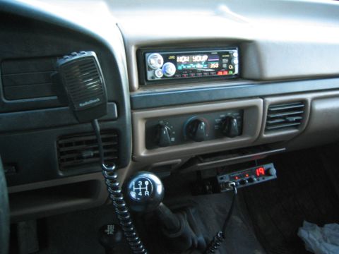 1996 Ford Bronco - Cd Player and CB Radio