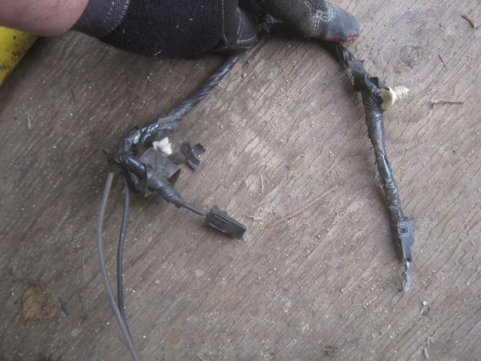 These are the defroster connectors