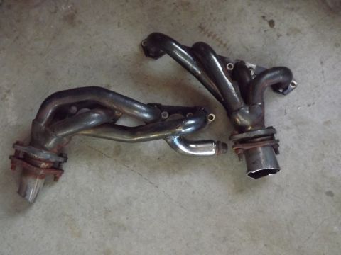 1981 Ford Bronco - Shorty headers from Ebay.