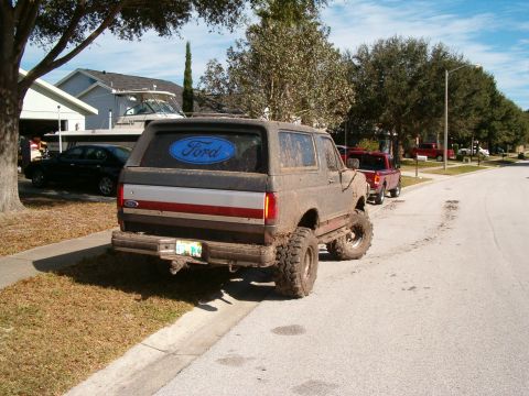 1991 Ford Bronco - At home broke!
