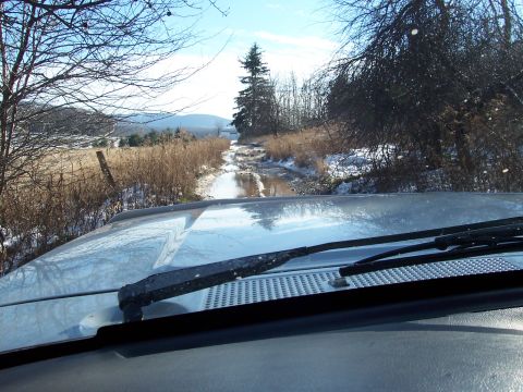 1994 Ford Bronco - Ready to hit a line of deeper ones..