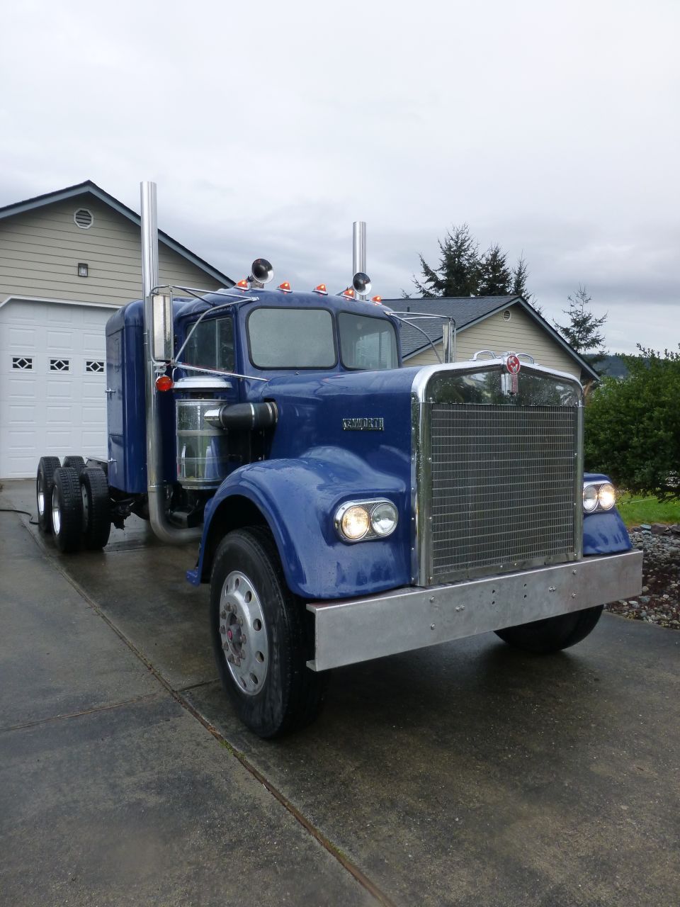 1959 Kenworth W900A “CC925”