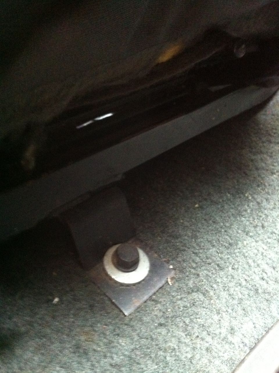 Old aftermarket bench seat mounting.