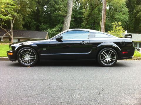 2008 Ford Mustang photo